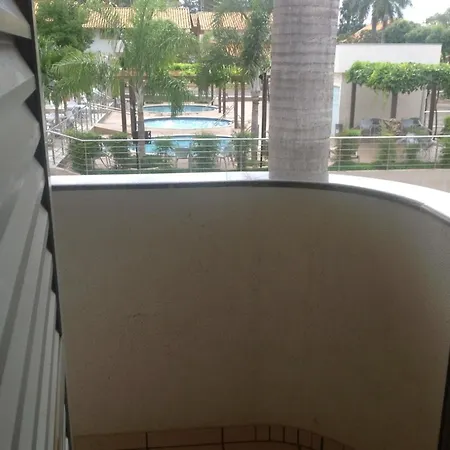 Apartamento No Di Roma Resort Caldas Novas Exterior foto